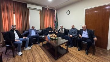 المفتي سوسان يستقبل أحمد الحريري مع وفد من المستقبل الجنوب المفتي سوسان يستقبل أحمد الحريري مع وفد من المستقبل الجنوب