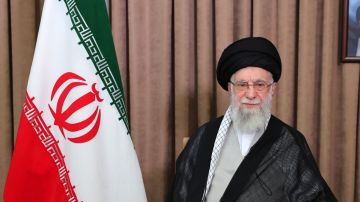 خامنئي: قوتنا بصمود الشعب أكثر من الصواريخ والطائرات خامنئي: قوتنا بصمود الشعب أكثر من الصواريخ والطائرات