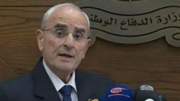 وزير الدفاع الوطني استقبل ملحق الدفاع الأميركي