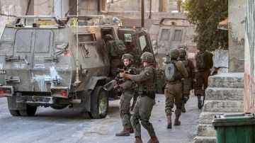 الاحتلال يواصل التضييق على الفلسطينيين بهدف تهويد الضفة وإخضاعها لسلطة الكيان الصهيوني بالكامل (تقرير)