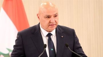 الرئيس عون أمام سيناتورة اميركية: ندعو أميركا للضغط على إسرائيل لوقف اعتداءاتها والانسحاب من الأراضي اللبنانية التي تحتلها وإعادة الأسرى الرئيس عون أمام سيناتورة اميركية: ندعو أميركا للضغط على إسرائيل لوقف اعتداءاتها والانسحاب من الأراضي اللبنانية التي تحتلها وإعادة الأسرى