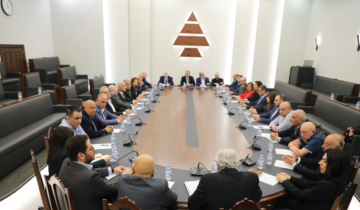 الكتائب: نرفض منع المغتربين من الاقتراع ونطالب بفتح باب تعديل القانون الكتائب: نرفض منع المغتربين من الاقتراع ونطالب بفتح باب تعديل القانون