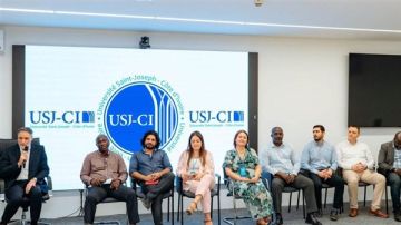 أبيدجان: تعزيز جودة التعليم العالي عبر لقاء تشاوري مع الهيئة التدريسية والطلبة في USJ-CI أبيدجان: تعزيز جودة التعليم العالي عبر لقاء تشاوري مع الهيئة التدريسية والطلبة في USJ-CI