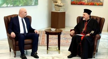 الرئيس عون يلتقي البطريرك مار إغناطيوس يوسف الثالث يونان الرئيس عون يلتقي البطريرك مار إغناطيوس يوسف الثالث يونان