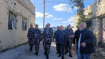 قائد الدرك تفقد مخفر ميس الجبل