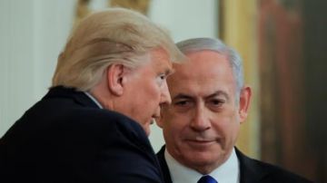 القناة 12 الإسرائيلية: نتنياهو حذر ترامب بأنه لا يمكن الاتفاق مع إيران لأنها لن تحترم الاتفاقات القناة 12 الإسرائيلية: نتنياهو حذر ترامب بأنه لا يمكن الاتفاق مع إيران لأنها لن تحترم الاتفاقات