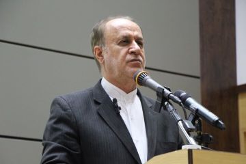 نائب رئيس البرلمان الإيراني: في غضون شهر سنقرأ الفاتحة على أميركا وحلفائها! نائب رئيس البرلمان الإيراني: في غضون شهر سنقرأ الفاتحة على أميركا وحلفائها!