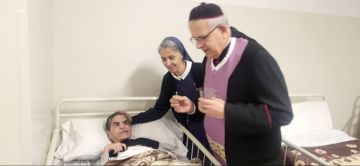 المطران العمار ترأس قداسا في مستشفى راهبات الصليب دير القمر بمناسبة اليوم العالمي للمريض المطران العمار ترأس قداسا في مستشفى راهبات الصليب دير القمر بمناسبة اليوم العالمي للمريض