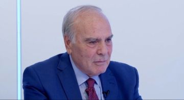 إميل رحمة لـالنشرة: رفيق الحريري ترك أكثر من بصمة تاريخية إميل رحمة لـالنشرة: رفيق الحريري ترك أكثر من بصمة تاريخية