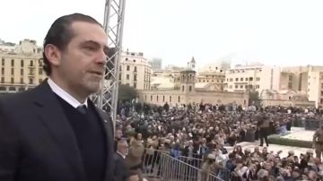 بالفيديو: دموع الحريري