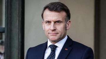 بالفيديو: غداء ماكرون مع التلاميذ