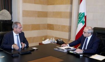 سلام بحث مع وزير الطاقة في التعديات على الأملاك النهرية واجراءات التدقيق الجنائي في بعض مشاريع الوزارة سلام بحث مع وزير الطاقة في التعديات على الأملاك النهرية واجراءات التدقيق الجنائي في بعض مشاريع الوزارة