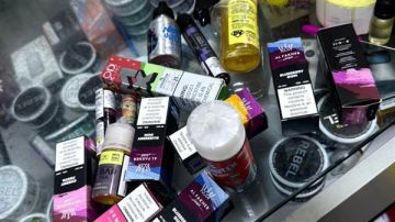 مكافحة التهريب مستمرة... الريجي تضبط سجائر ومعسلا مخالفا