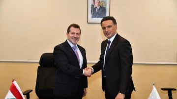 مذكرة تفاهم بين وزارة الدولة لشؤون التكنولوجيا ولجنة الرقابة على المصارف مذكرة تفاهم بين وزارة الدولة لشؤون التكنولوجيا ولجنة الرقابة على المصارف