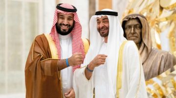 إيران تصالح السعودية والإمارات إيران تصالح السعودية والإمارات