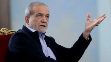 قطع بث كلمة بزشكيان عبر التلفزيون الرسمي المحسوب على المرشد ماذا جرى؟