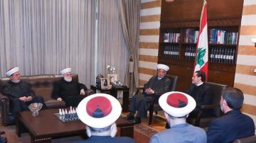 الحريري استقبل مفتي الجمهورية الشيخ الحريري استقبل مفتي الجمهورية الشيخ