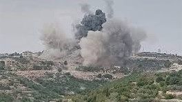 جيش العدو يقصف الضهيرة ومسيراته تستبيح سيادة لبنان من الجنوب إلى البقاع جيش العدو يقصف الضهيرة ومسيراته تستبيح سيادة لبنان من الجنوب إلى البقاع