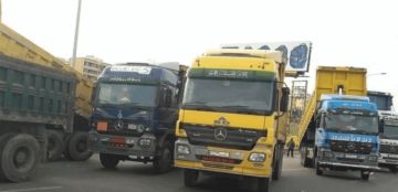 قرار سوري مفاجئ بشأن الشاحنات اللبنانية