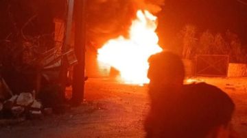 عاجل غارة تستهدف سيارة في بلدة طلوسة جنوبي لبنان