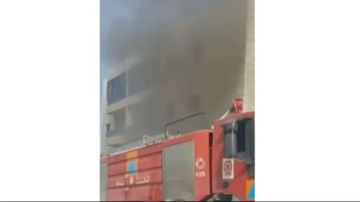 حريق في مستودع أدوات منزلية في ضهر العين الكورة والدفاع المدني يعمل على إخماده