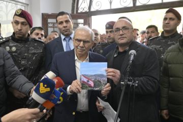 سلام من عيترون: سنعيد بناء عيترون معا وستكون لها مشاريع محددة سلام من عيترون: سنعيد بناء عيترون معا وستكون لها مشاريع محددة