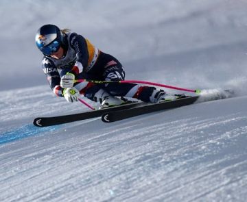 شخص يعتذر هاتفيا عن  سرقة  معدات منتخب النرويج للقفز التزلجي