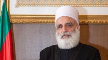 شيخ العقل مستذكرا الحريري: للتمسك بإرثه الوطني