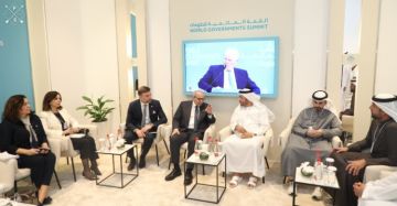 سلام بحث الرئيس التنفيذي لمجموعة موانئ دبي في سبل التعاون لتطوير المرافق البحرية والموانئ اللبنانية سلام بحث الرئيس التنفيذي لمجموعة موانئ دبي في سبل التعاون لتطوير المرافق البحرية والموانئ اللبنانية