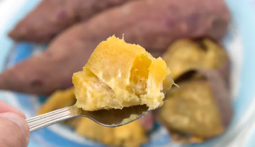 البطاطا الحلوة مع زبدة الفول السوداني.. توازن مثالي لسكر الدم