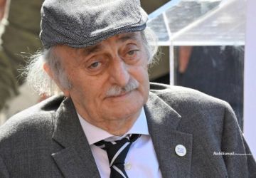 حين يتكلم الأرشيف جنبلاط يستعيد بيروت الجميلة