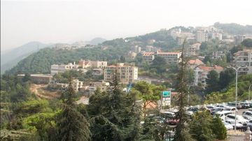 سيدتان تقرعان أبواب المنازل بحجج دينية بهدف سرقتها.... تحذير أمني عاجل!