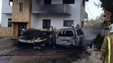 مسيرة تستهدف فان لنقل الركاب وارتقاء سائقه في حانين الجنوبية مسيرة تستهدف فان لنقل الركاب وارتقاء سائقه في حانين الجنوبية