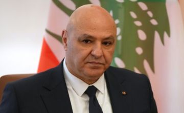 الرئيس عون دان رش إسرائيل مبيدات سامة على الأراضي الجنوبية: عمل عدواني وجريمة بيئية وصحية الرئيس عون دان رش إسرائيل مبيدات سامة على الأراضي الجنوبية: عمل عدواني وجريمة بيئية وصحية