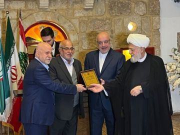 خليل حمدان خلال تمثيله بري في تكريم السفير الايراني: اسرائيل تواصل عدوانها على الجنوب وسط صمت مريب للجنة الميكانيزم خليل حمدان خلال تمثيله بري في تكريم السفير الايراني: اسرائيل تواصل عدوانها على الجنوب وسط صمت مريب للجنة الميكانيزم