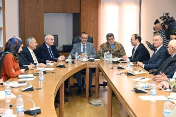 علامة بعد لجنة الشؤون الخارجية: الجيش حاضر في الجنوب ويؤدي دورا ممتازا جدا علامة بعد لجنة الشؤون الخارجية: الجيش حاضر في الجنوب ويؤدي دورا ممتازا جدا