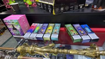 الريجي تضبط مصنوعات تبغية مهربة ومزورة في هذه المناطق 