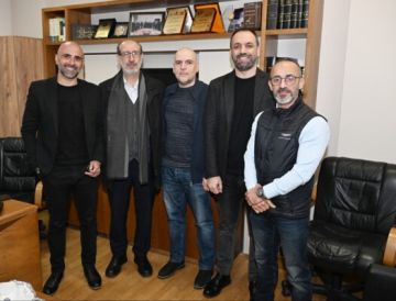 الموسوي التقى وفدا من نقابة موظفي شركتي تاتش وألفا: خصخصة قطاع الخليوي تشكل خطرا على الدولة وأرزاق الموظفين