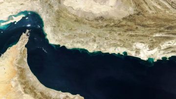 هل يغلق مضيق هرمز؟