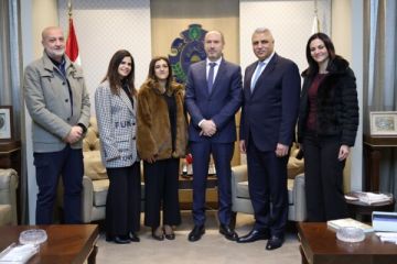 اللواء شقير استقبل محافظ الجنوب ولجنة مهرجانات صيدا وكرم بدرع تقديرية اللواء شقير استقبل محافظ الجنوب ولجنة مهرجانات صيدا وكرم بدرع تقديرية