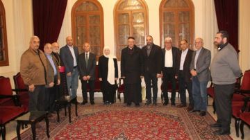 بهية الحريري تمثل سعد الحريري في قداس مار مارون وتهنئ الرئيس عون والبطريرك الراعي