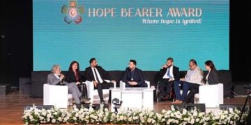 جائزة حامل الأمل برعاية وزير الإعلام دعما لجمعية بربارا نصار