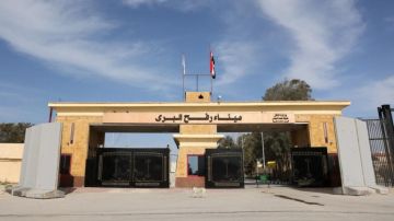 ختم معبر رفح يثير الجدل