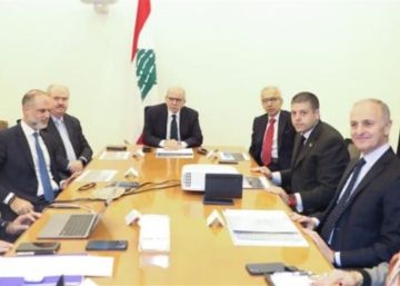 سلام ترأس اجتماعا لتعزيز كفاءة مرفأ بيروت وزيادة قدرته الاستيعابية وتأكيد شراكة الدولة والقطاع الخاص لتحديث المرفأ