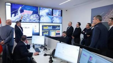 لقاء وبحث في تطوير الأنظمة الرقمية والبنية التحتية لمرفأ بيروت لقاء وبحث في تطوير الأنظمة الرقمية والبنية التحتية لمرفأ بيروت