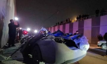 السيارة سقطت من أعلى جسر وفاة عائلها بأكملها في حادث سير مروع