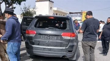 مسيرة تستهدف سيارة على مفرق بلدة القليلة - جنوب صور مسيرة تستهدف سيارة على مفرق بلدة القليلة - جنوب صور