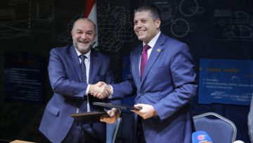 النفي خلال توقيع مذكرة تفاهم بين إدارة مرفأ بيروت ومجلس الإنماء والإعمار: فتح ابواب المرفأ ليلا ابتداء من 2 آذار النفي خلال توقيع مذكرة تفاهم بين إدارة مرفأ بيروت ومجلس الإنماء والإعمار: فتح ابواب المرفأ ليلا ابتداء من 2 آذار