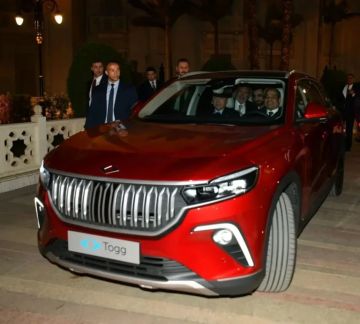 بالصورة أردوغان يهدي السيسي سيارة كهربائية بالصورة أردوغان يهدي السيسي سيارة كهربائية