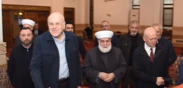 ميقاتي التقى المفتي إمام وريفي: ليأخذ ملف الموقوفين الإسلاميين طريقه إلى الحل النهائي ميقاتي التقى المفتي إمام وريفي: ليأخذ ملف الموقوفين الإسلاميين طريقه إلى الحل النهائي